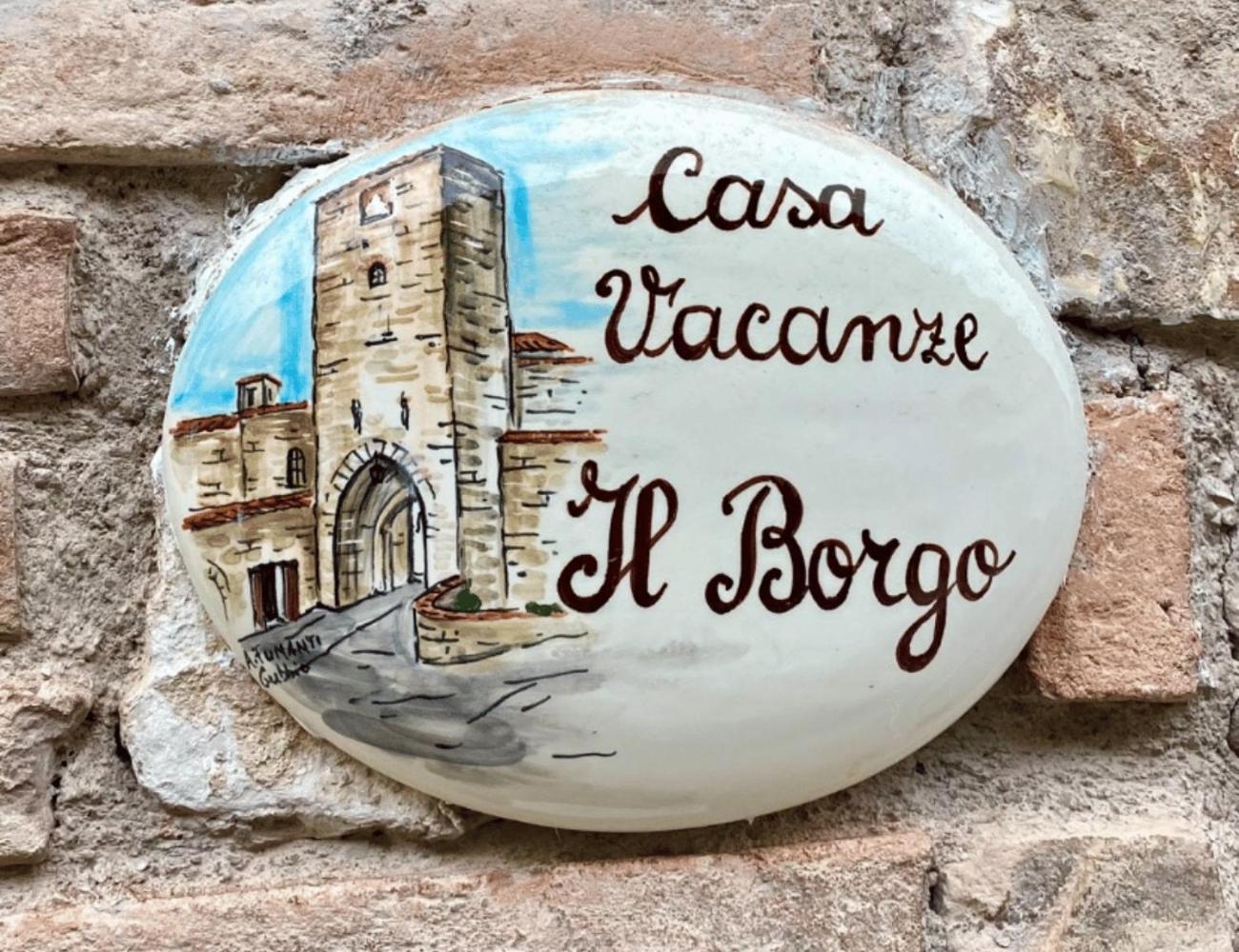 Casa Vacanze Il Borgo Γκούμπιο Εξωτερικό φωτογραφία